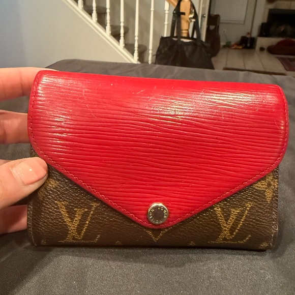 Louis Vuitton Handbags - Louis Vuitton Marie Lou Wallet